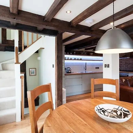 Grade 2 Listed , In The Heart Of Historic Ludlow. Exterior photo