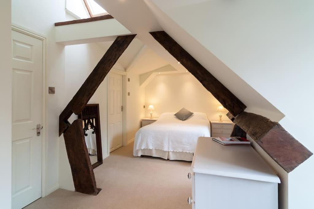 Holiday home Grade 2 Listed , In The Heart Of Historic Ludlow.