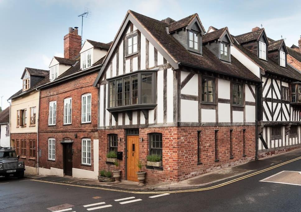 Grade 2 Listed , In The Heart Of Historic Ludlow. Holiday home